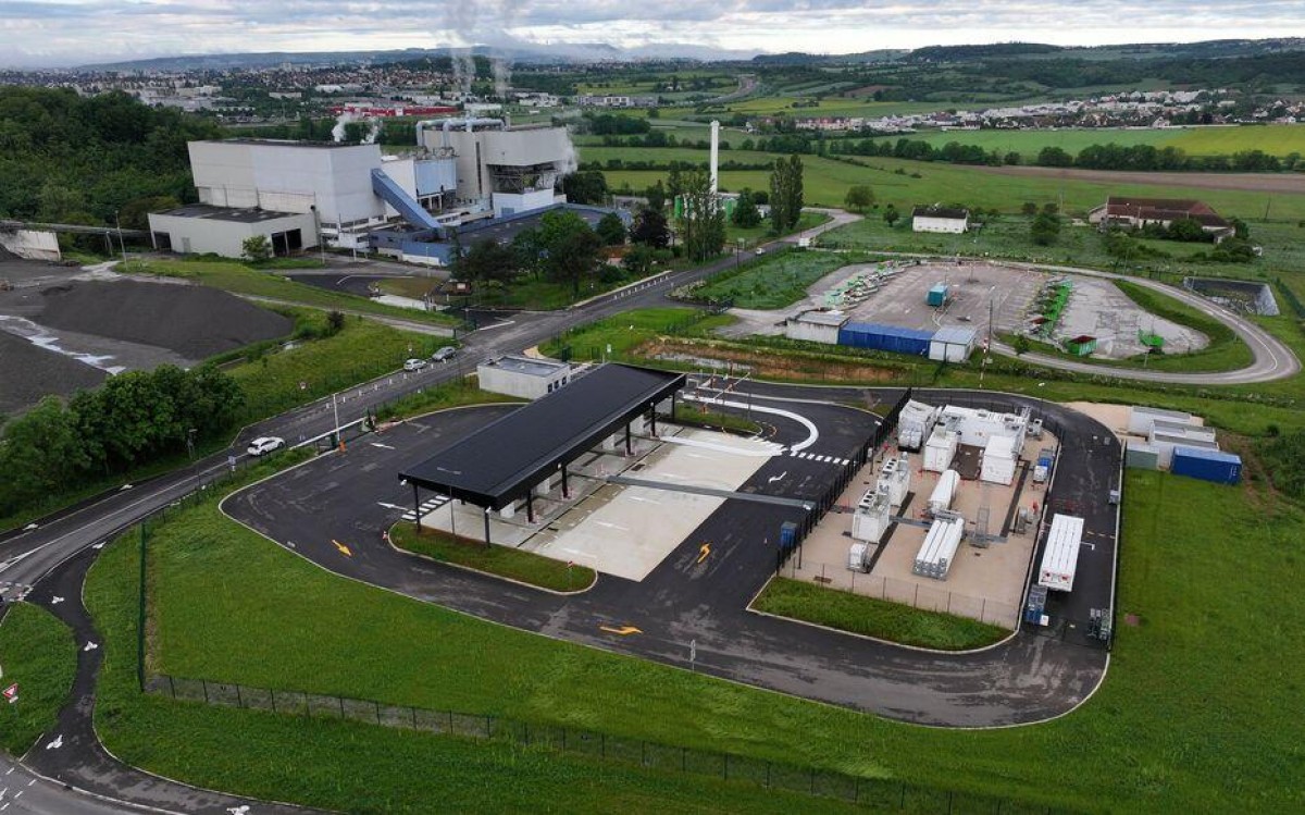 Dijon Métropole inaugure la première de ses deux stations hydrogène à 100 millions d’euros